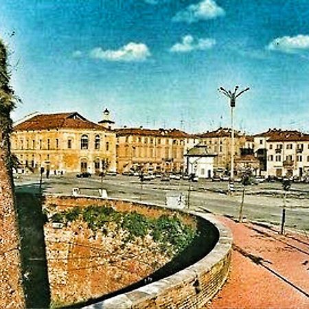 Appartamento La Paleologa Casale Monferrato Exterior foto